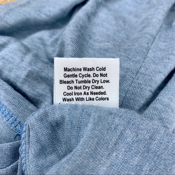 NWT EVCR Foil Skull Crop Tee, Sz Sm - Picture 7 of 10